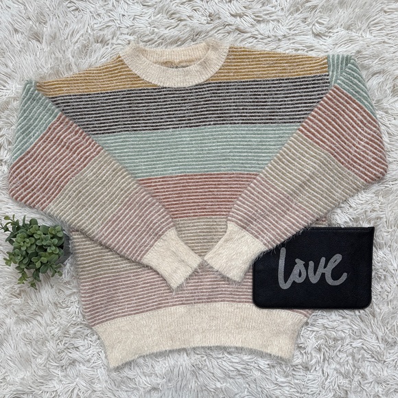 ๐HP๐ On Blue Striped Crewneck Eyelash Sweater ๐ Cream Multi - Picture 2 of 15